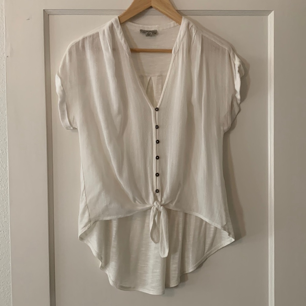 Lightweight Lucky brand top